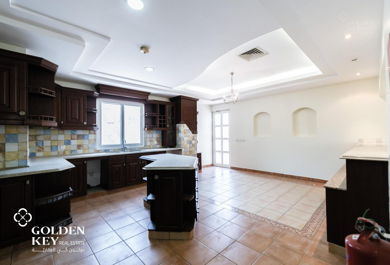 Open Floor Plan ✅ Spacious Balcony | Open Kitchen. - Villa in North Gate