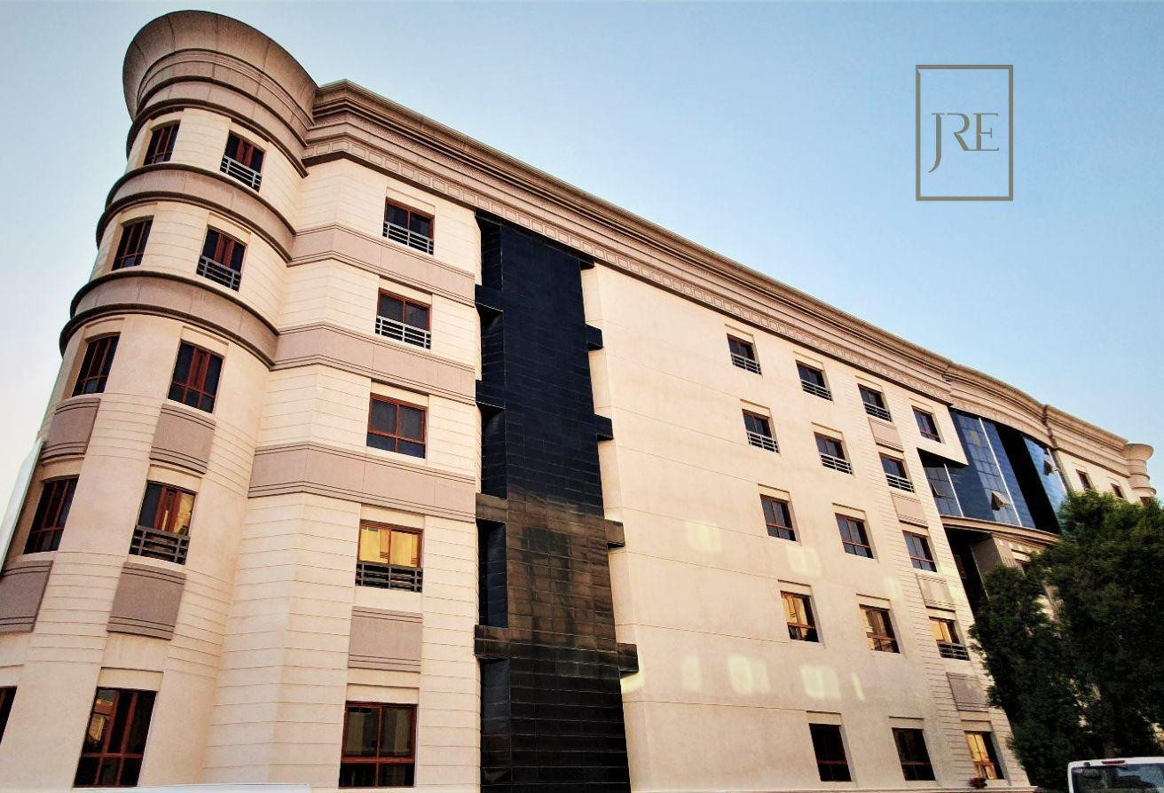 2BHK UN-FURNISHED SPECIOUS APARTMENT IN MUNTAZA