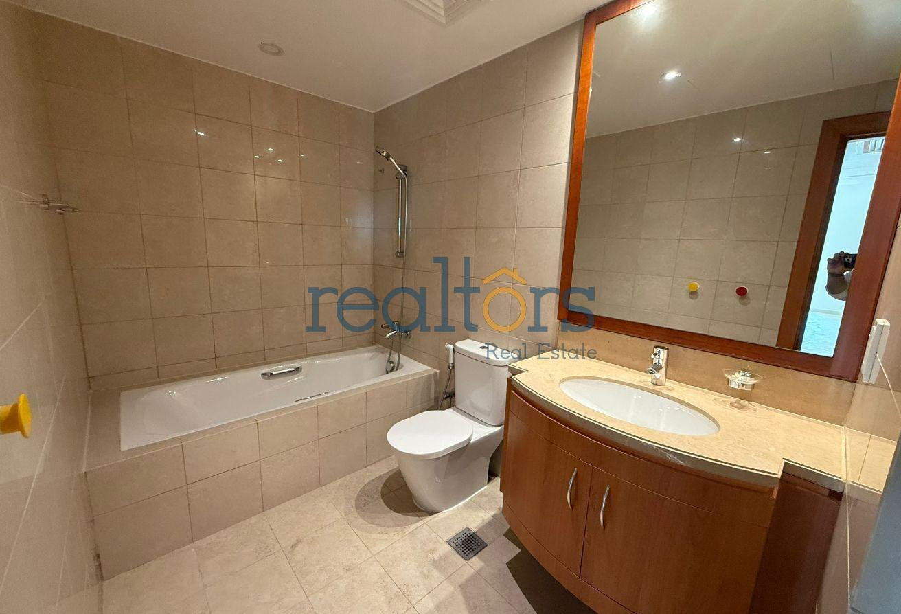 Experience beachfront living in this cozy studio a - Apartment in Viva West