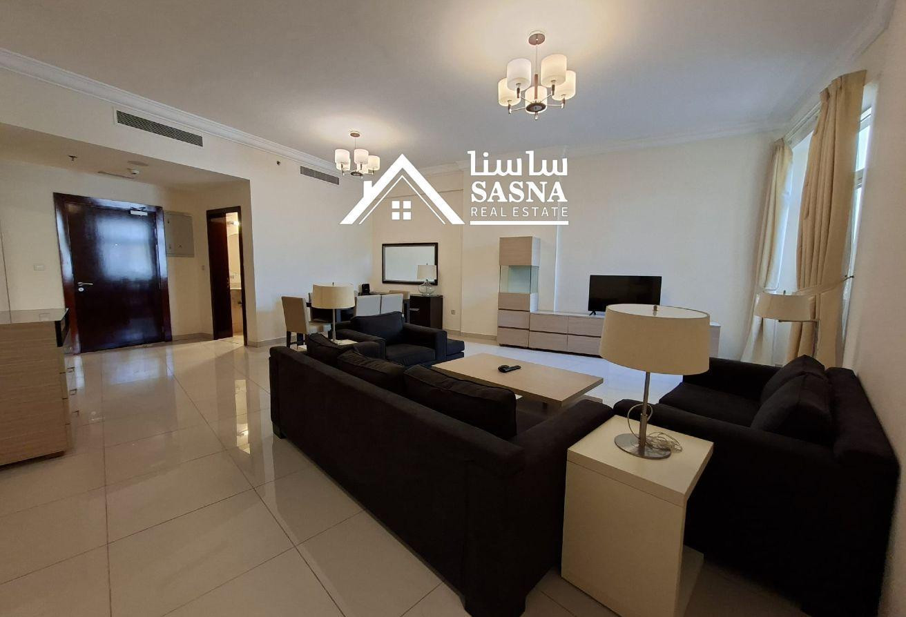 Fully Renovated Apartment Near Shops, City View