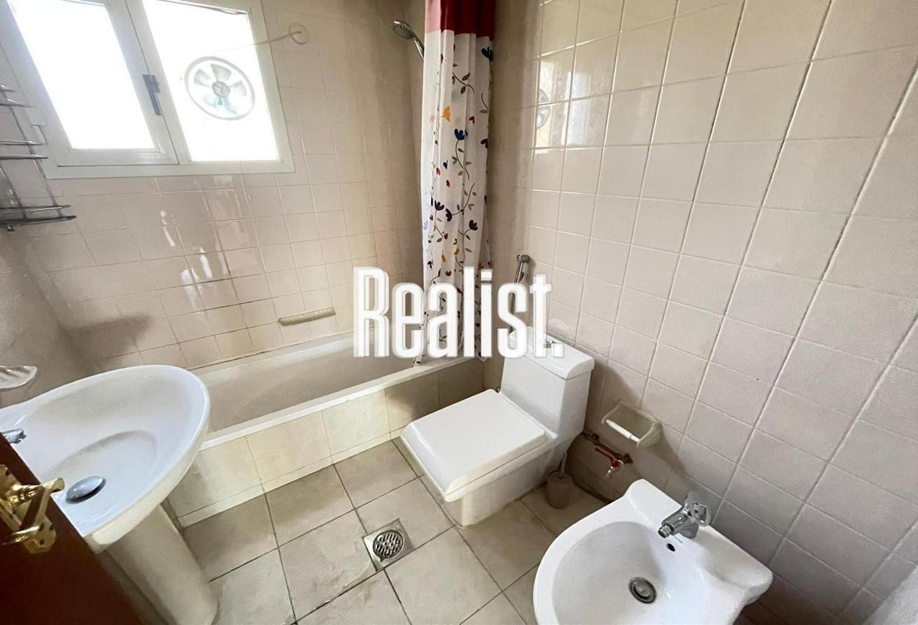 VILLA 4 BEDROOMS +MAID | FAREEJ AL SOUDAN - Villa in Al Waab Street