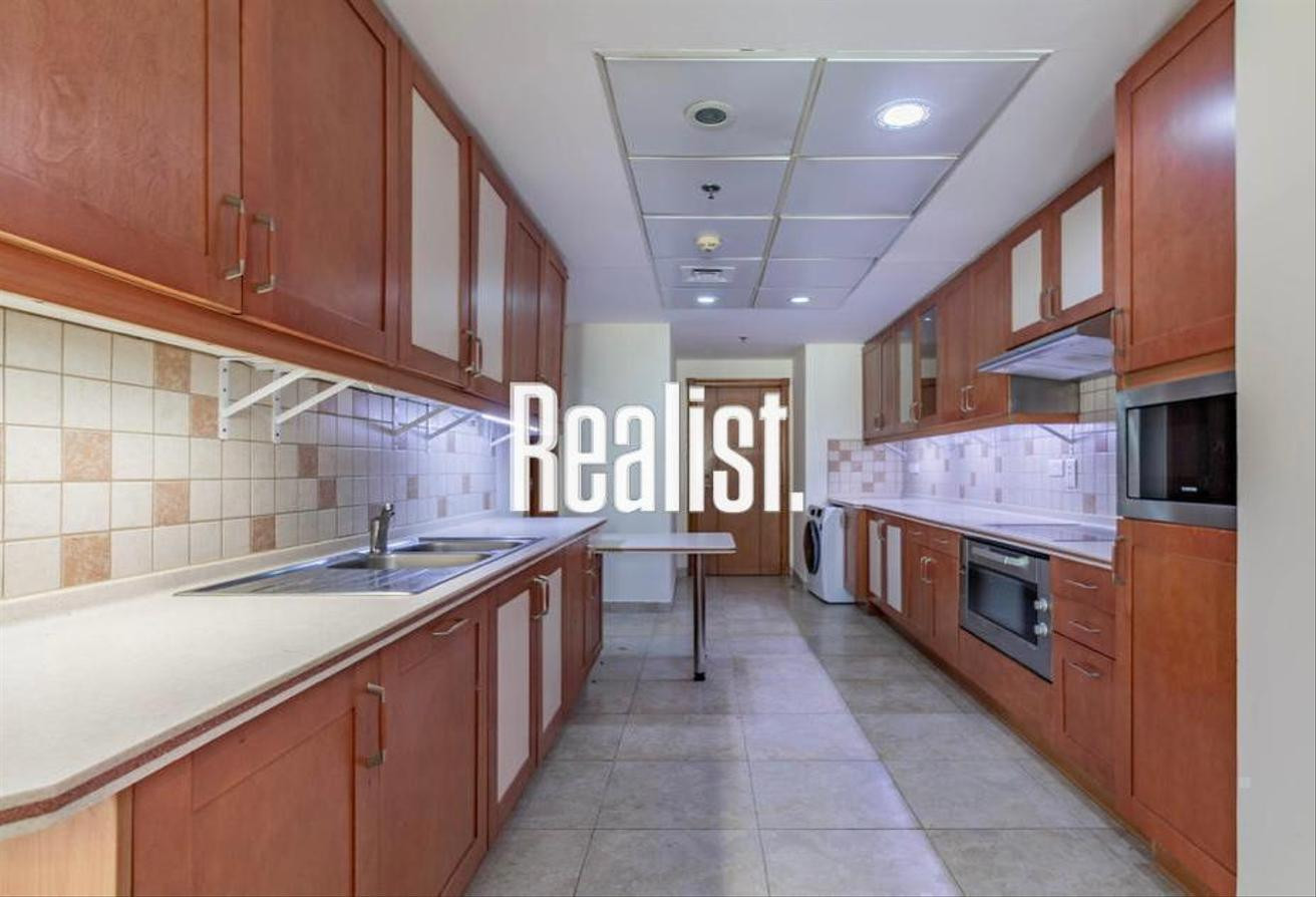 Unmatched Price! 3bdr plus maid spacious balcony stunning view - Apartment in Porto Arabia