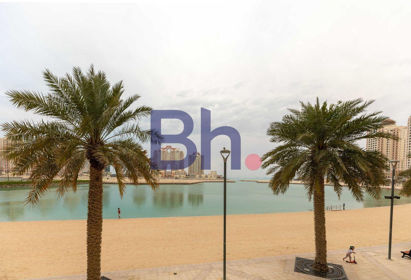 COZY 3BRS | VIVA BAHRIYA | SEMI-FURNISHED - Apartment in West Porto Drive