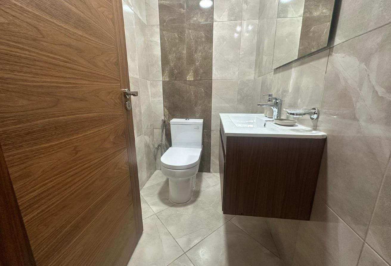 STADIUM VIEW | 2BHK |FULLY FURNISHED | WELL-MAINT - Apartment in Al Erkyah City