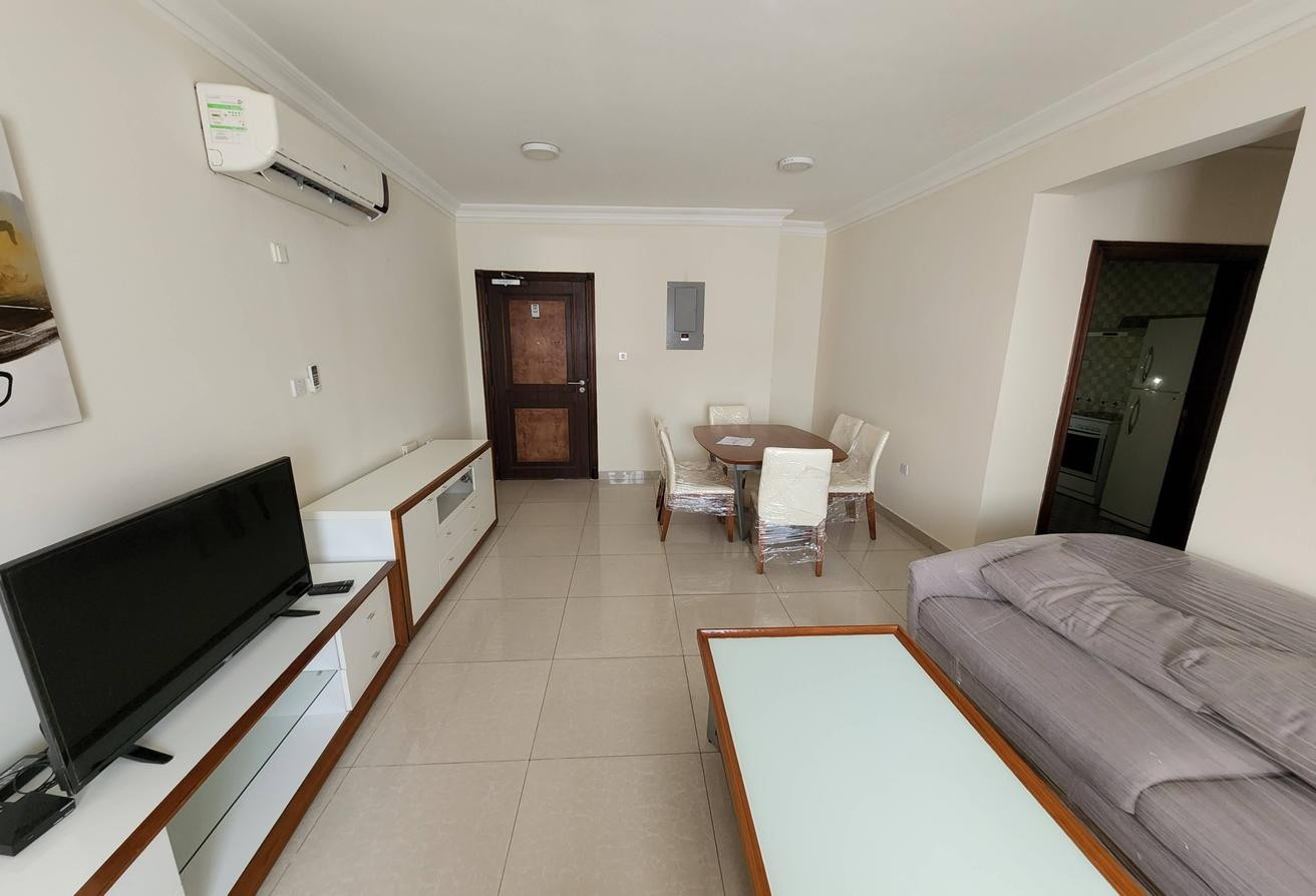 Specious fully Furnished 3BHK For Family In Ghuwai - Apartment in Umm Ghuwailina