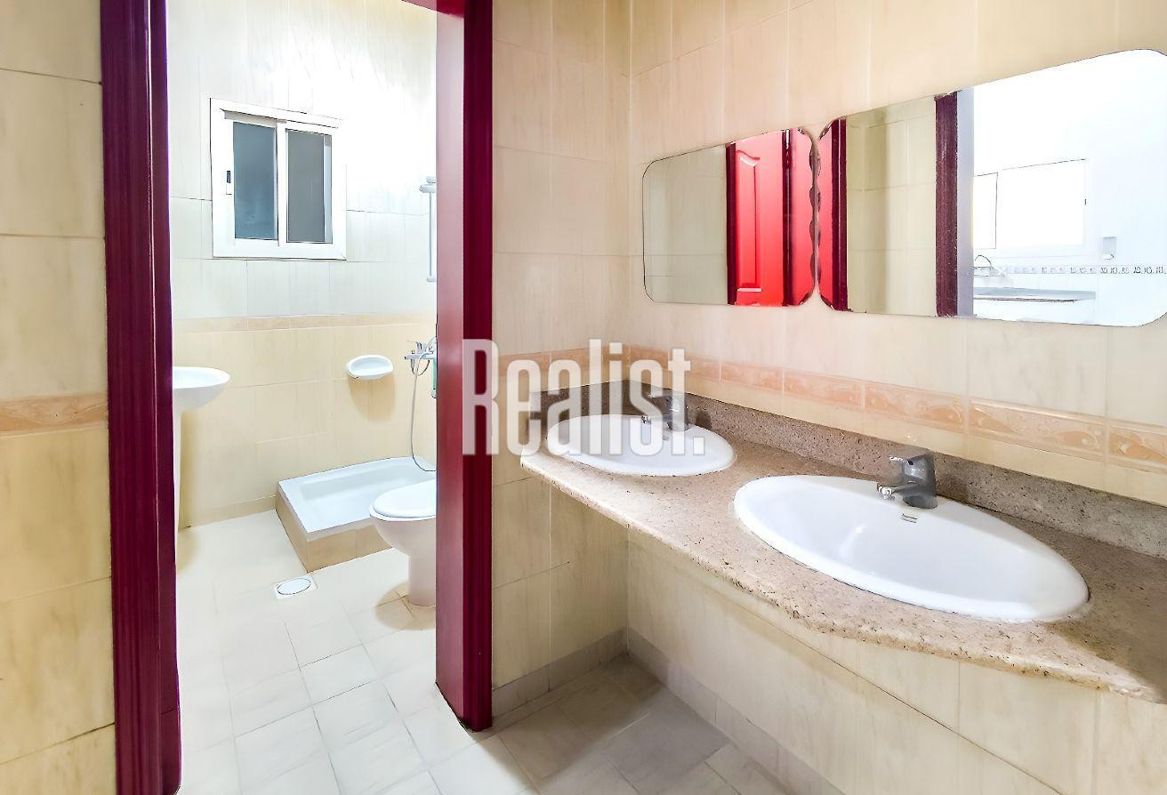 LADIES STAFF | 5 BDRM COMPOUND VILLA IN AIN KHALED - Compound Villa in Ain Khaled