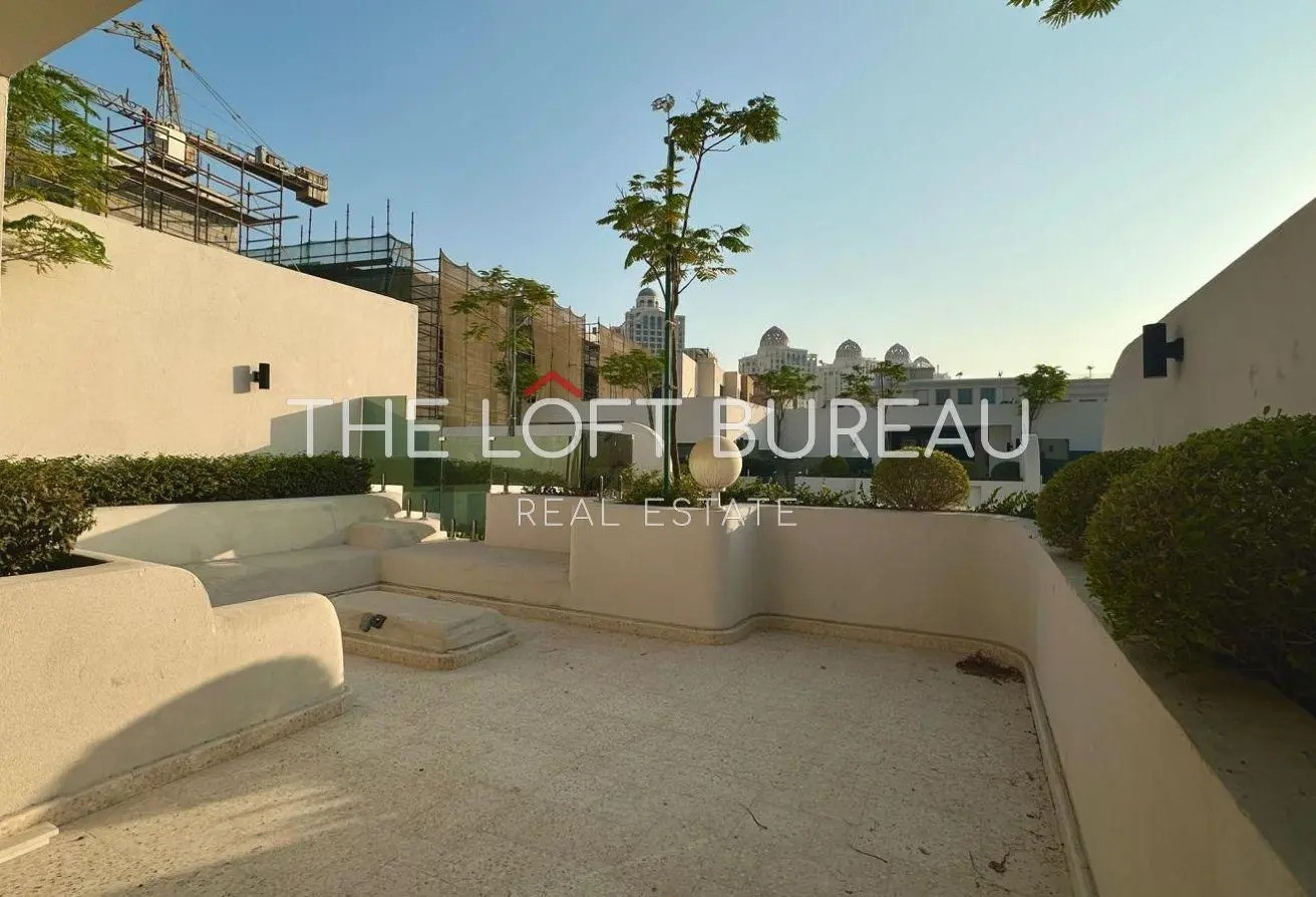 Grand 7BR Villa | Hotel-Style Luxury Finishes