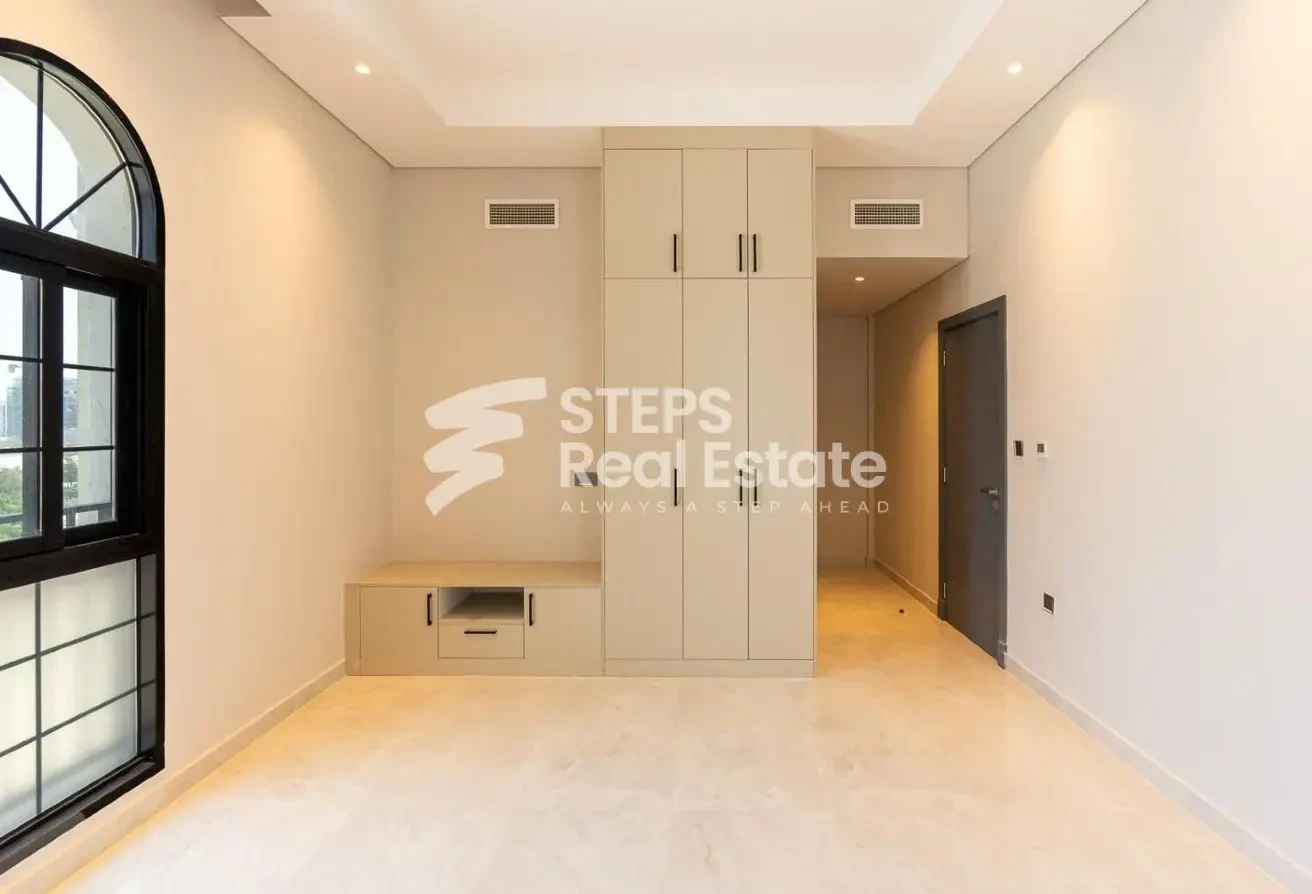 Exceptional Ready to Move Apartment with Balcony - Apartment in FOX HILLS A13