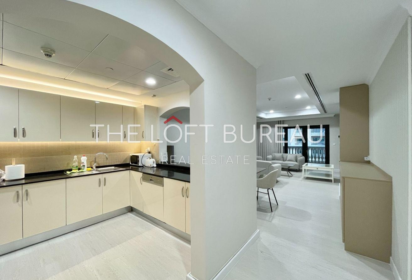 TITLE DEED I NEW FURNITURE I UPGRADED 1 BR+OFFICE - Apartment in West Porto Drive