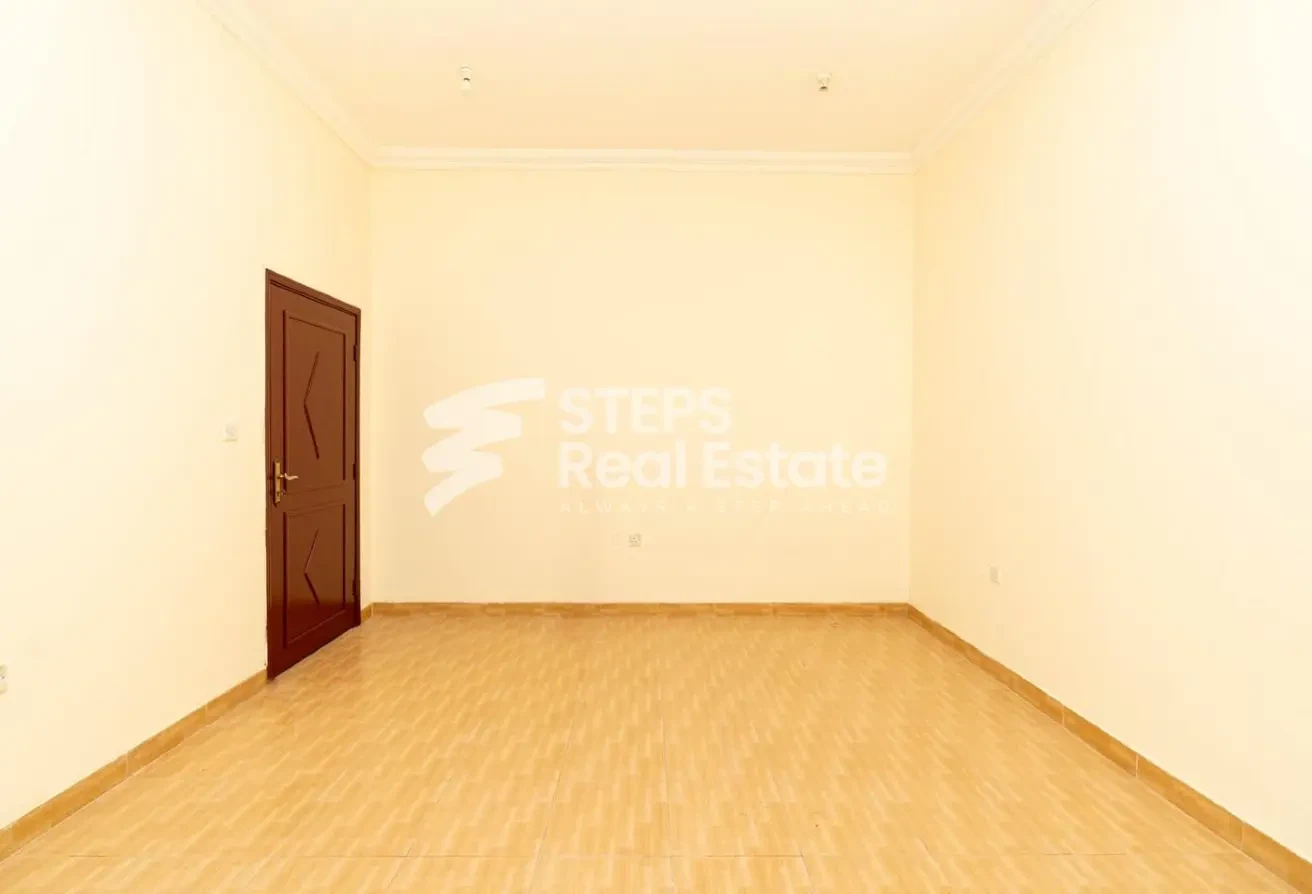 Semi-Attached Villa for Rent in Al Maamoura - Villa in Al Mansoura