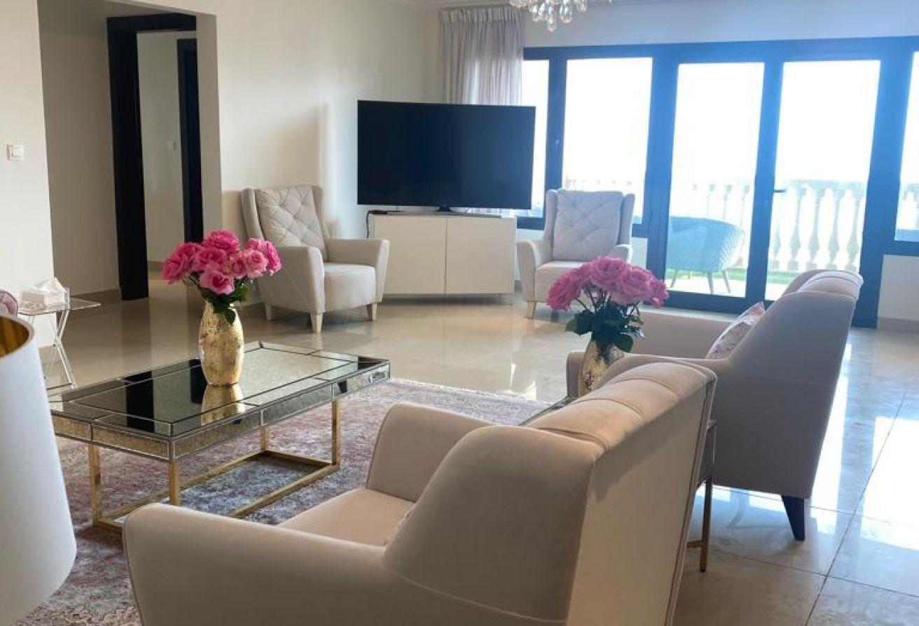 Apartment in The Pearl is available for rent, full - Apartment in The Pearl