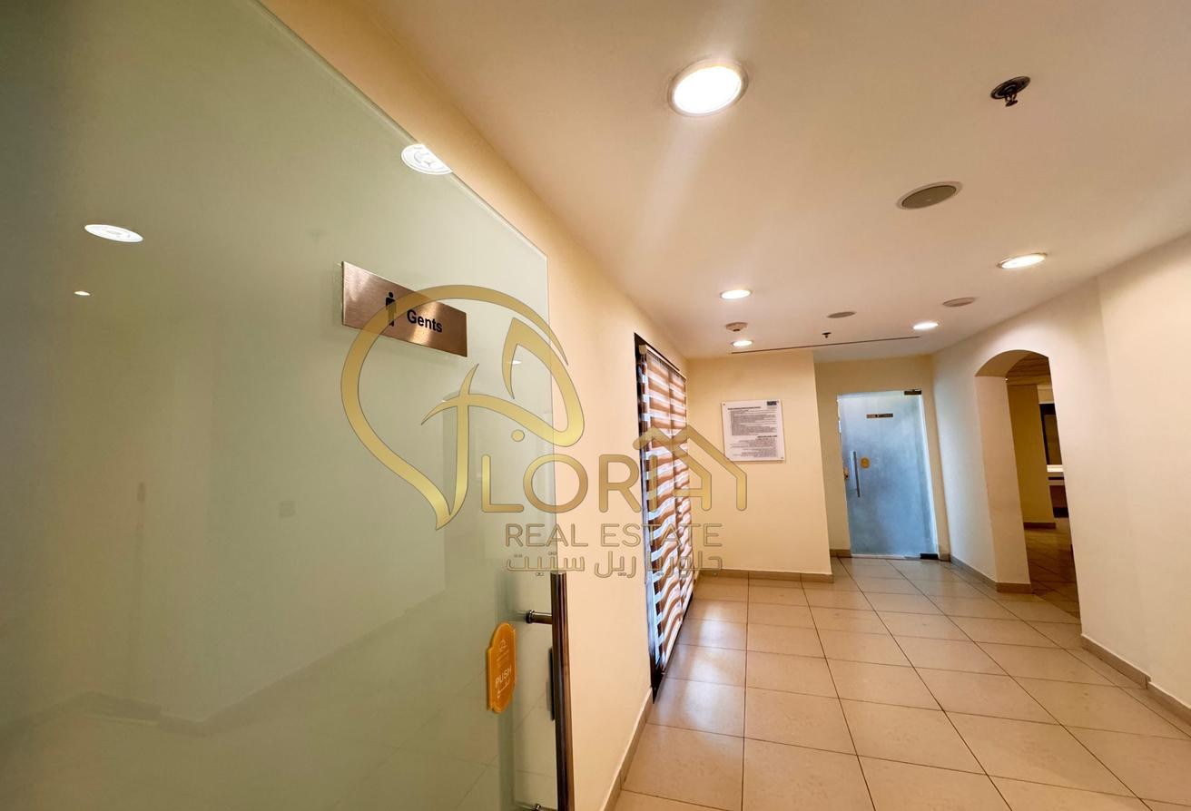 Specious Studio | Attractive Location | Bills In - Studio Apartment in East Porto Drive