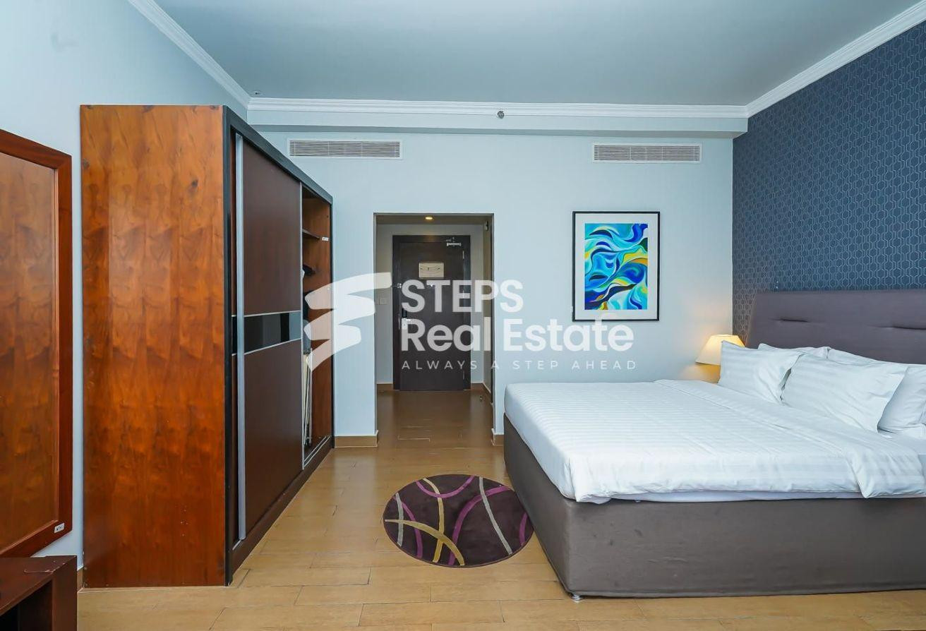 No Commission | Studio for Rent with 1 Month Free - Apartment in West Bay