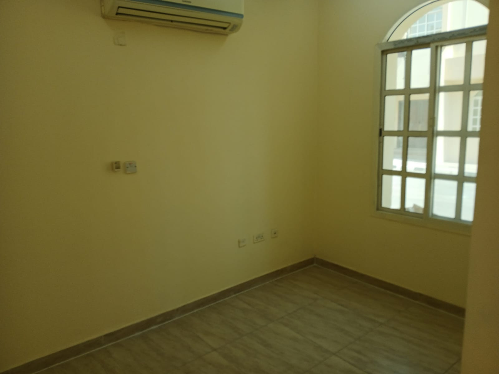 Affordable 5BHK Villa in Ain Kaled - Compound Villa in Ain Khaled