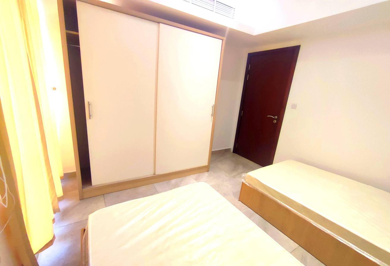 Spacious 2 bedroom apartment in Al sadd - Apartment in Al Sadd Road