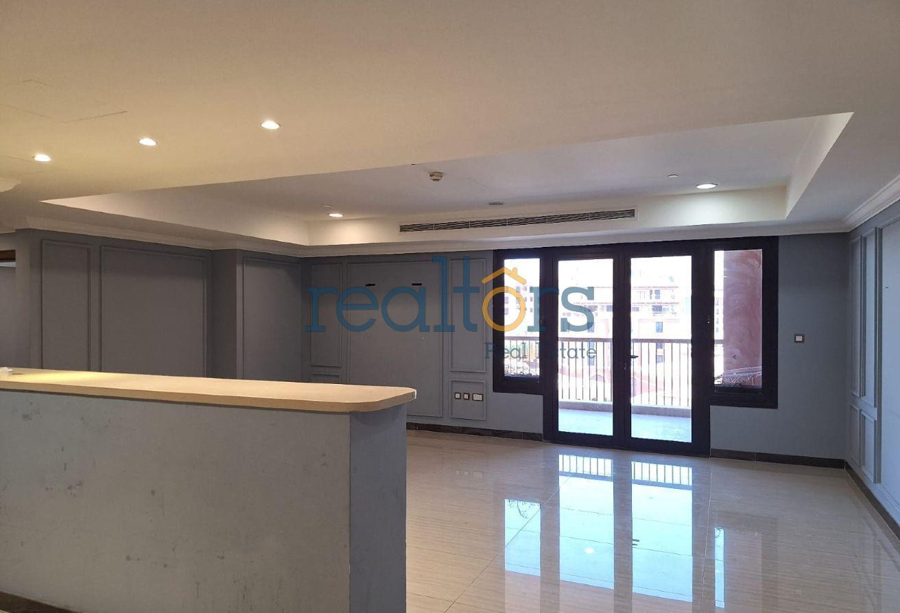 Elegant and compact 2 bedroom in a great location