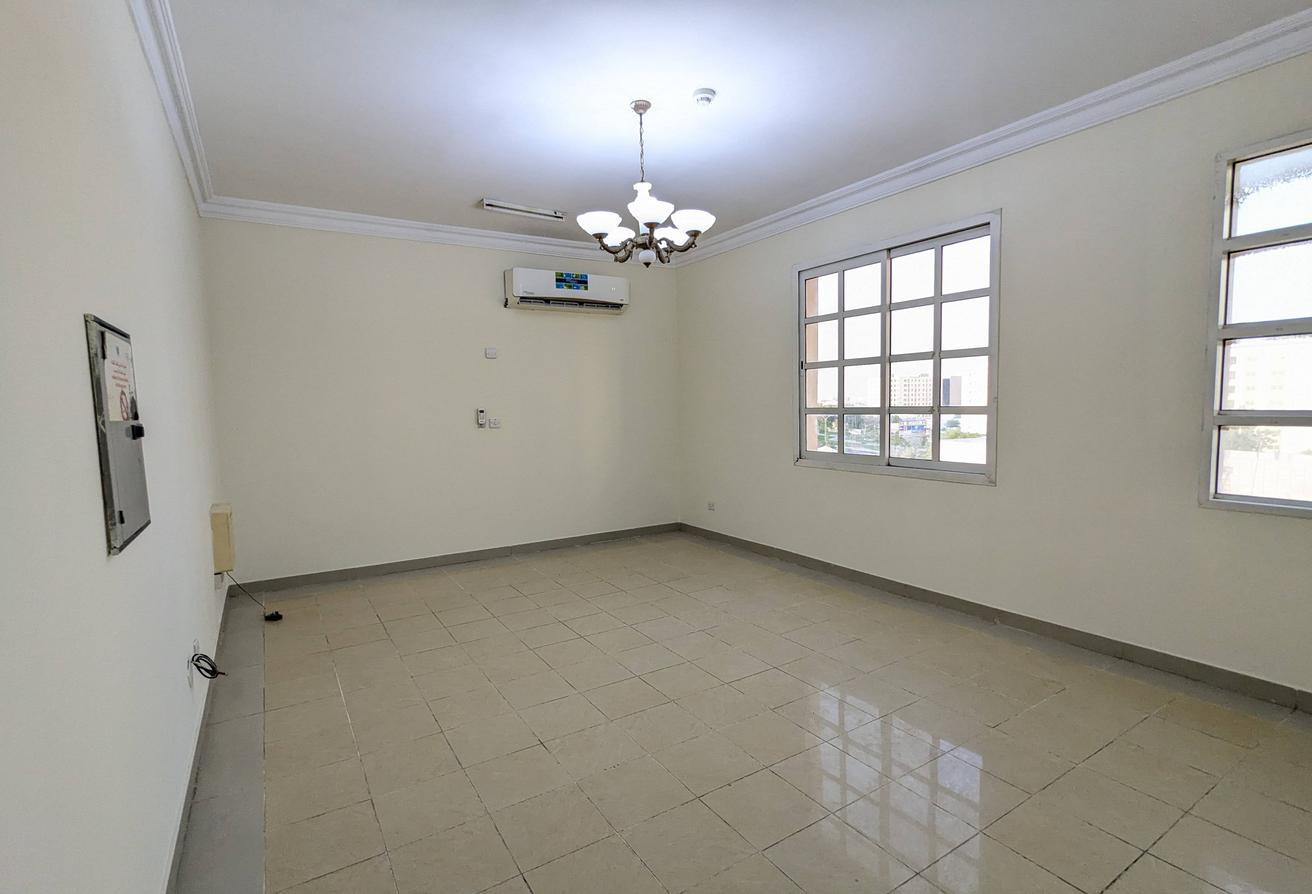 Cheapest price 3BHK for family near to metro - Apartment in Al Sadd Road