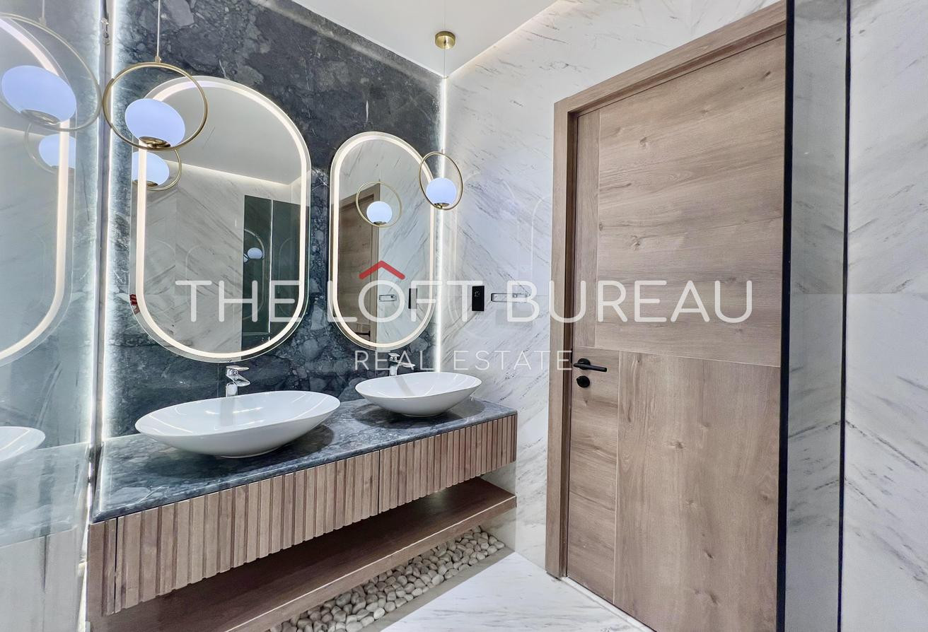 5 BHK Villa | Pearl Island | Best ROI | Freehold - Townhouse in Giardino Gardens