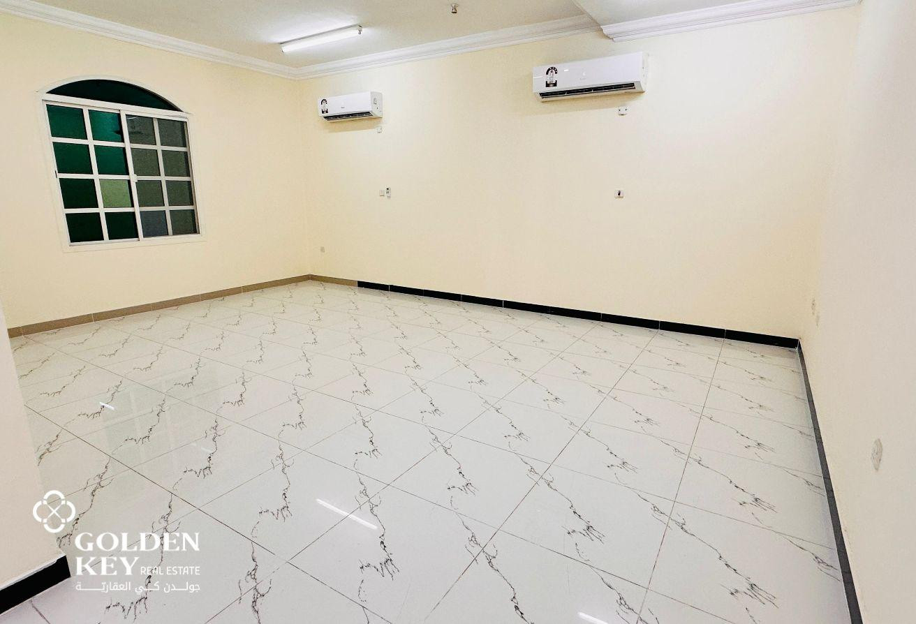 Spacious Layout | 5BR Villa for Rent | Ain Khalid - Villa in Ain Khaled