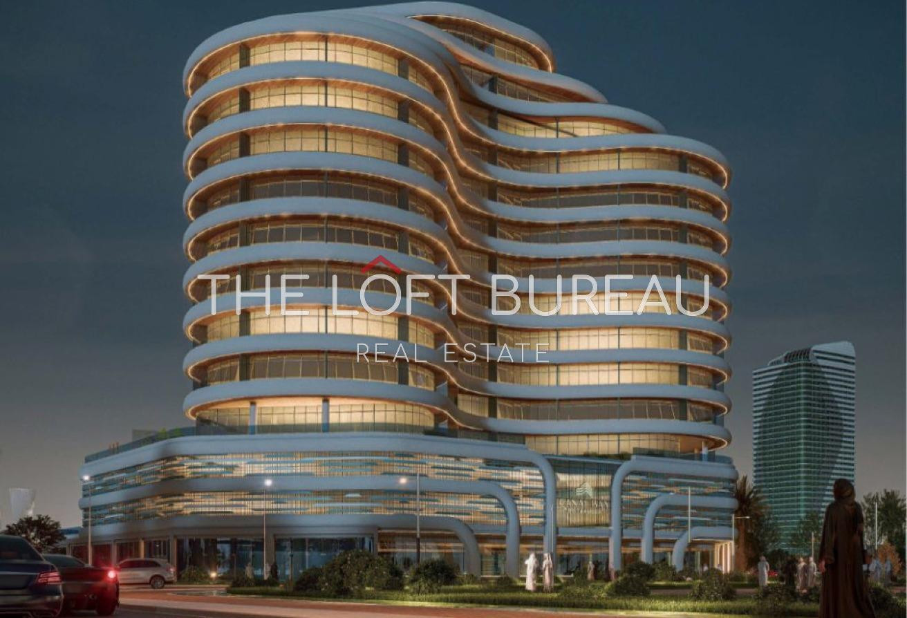 3BHK |220m²| Garden & Pool View | 4%DP | PP2033