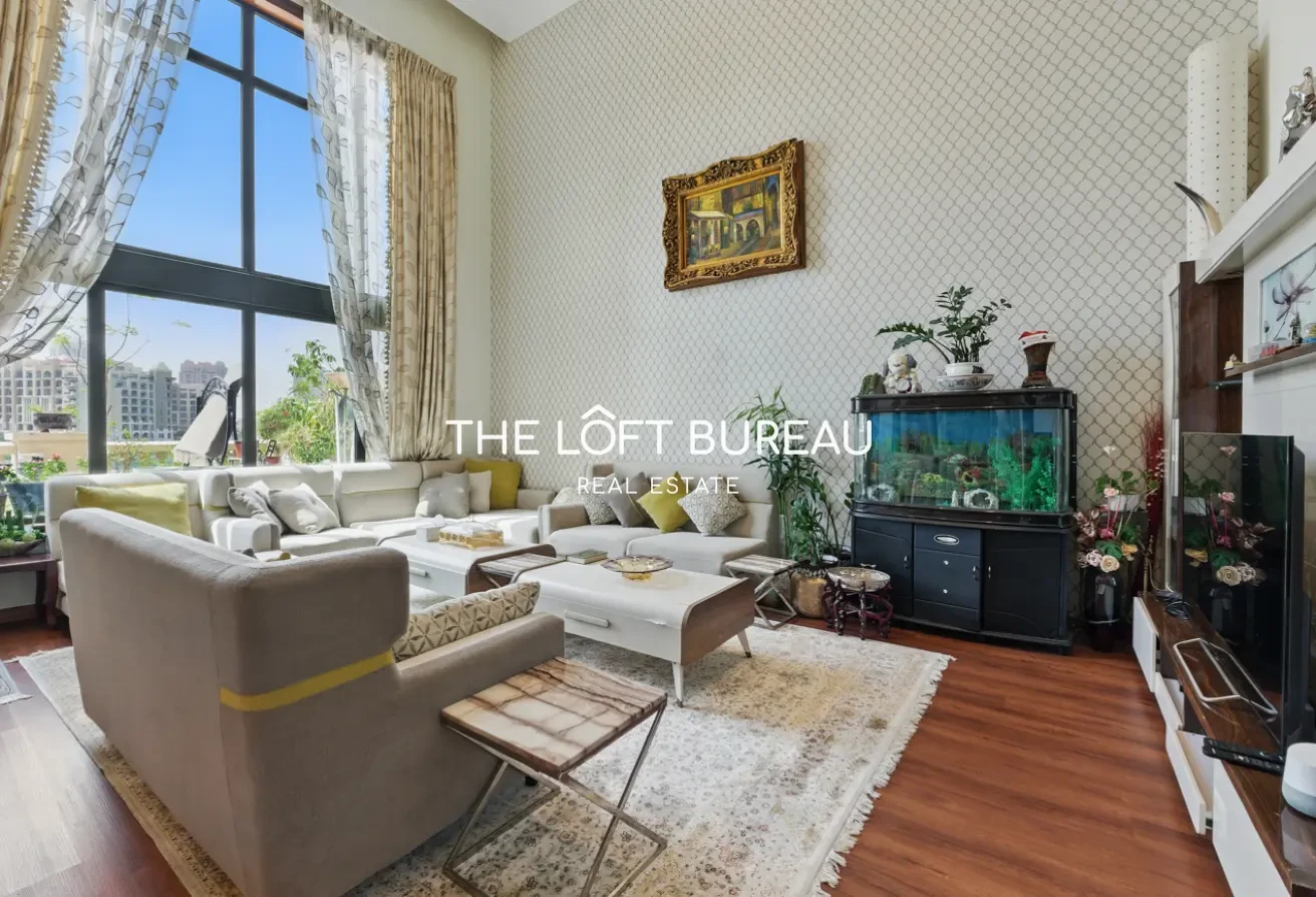 Luxurious 4-Bedroom Townhouse with Marina View - Townhouse in Doha