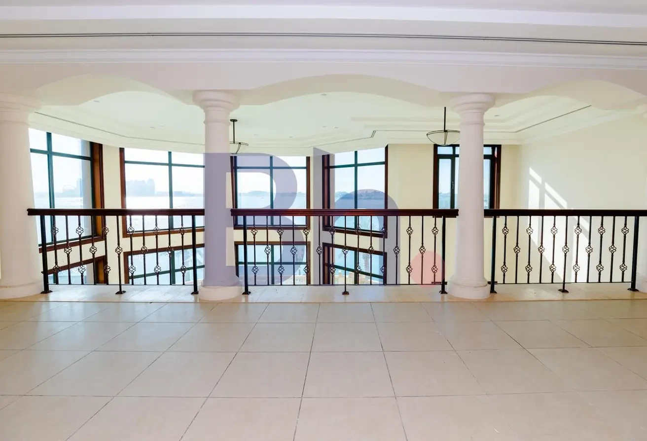 4 Beds+ Maids I Triplex Townhouse I 1 Month Free