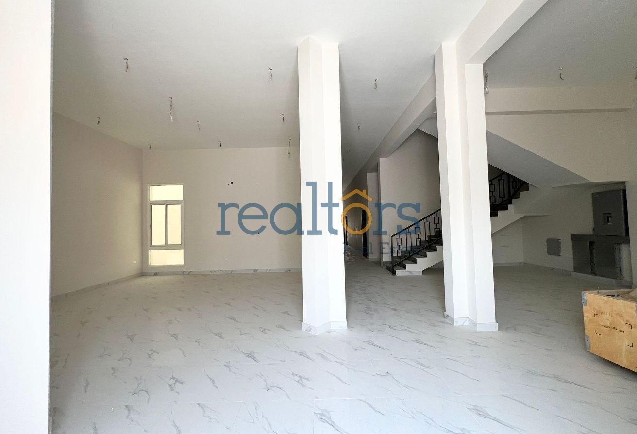 Spacious 11-Bedroom Villa with Elevator | Izghawa - Villa in Izghawa