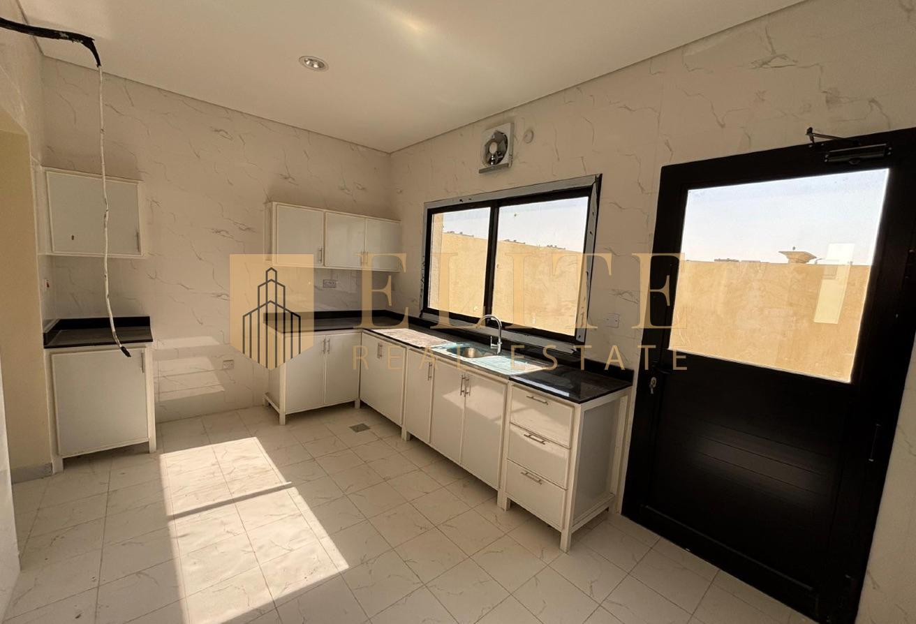 Stunning Brand New 5BR Villa for Rent in Umm Salal - Villa in Umm Salal City