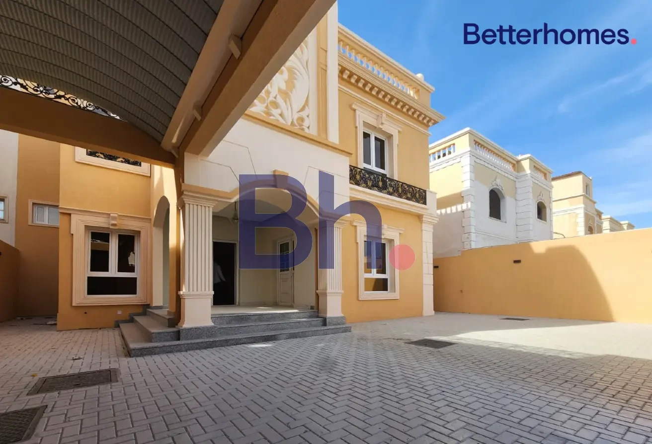 SPACIOUS | 5 BEDROOMS WITH MAID ROOM - Apartment in Al Duhail