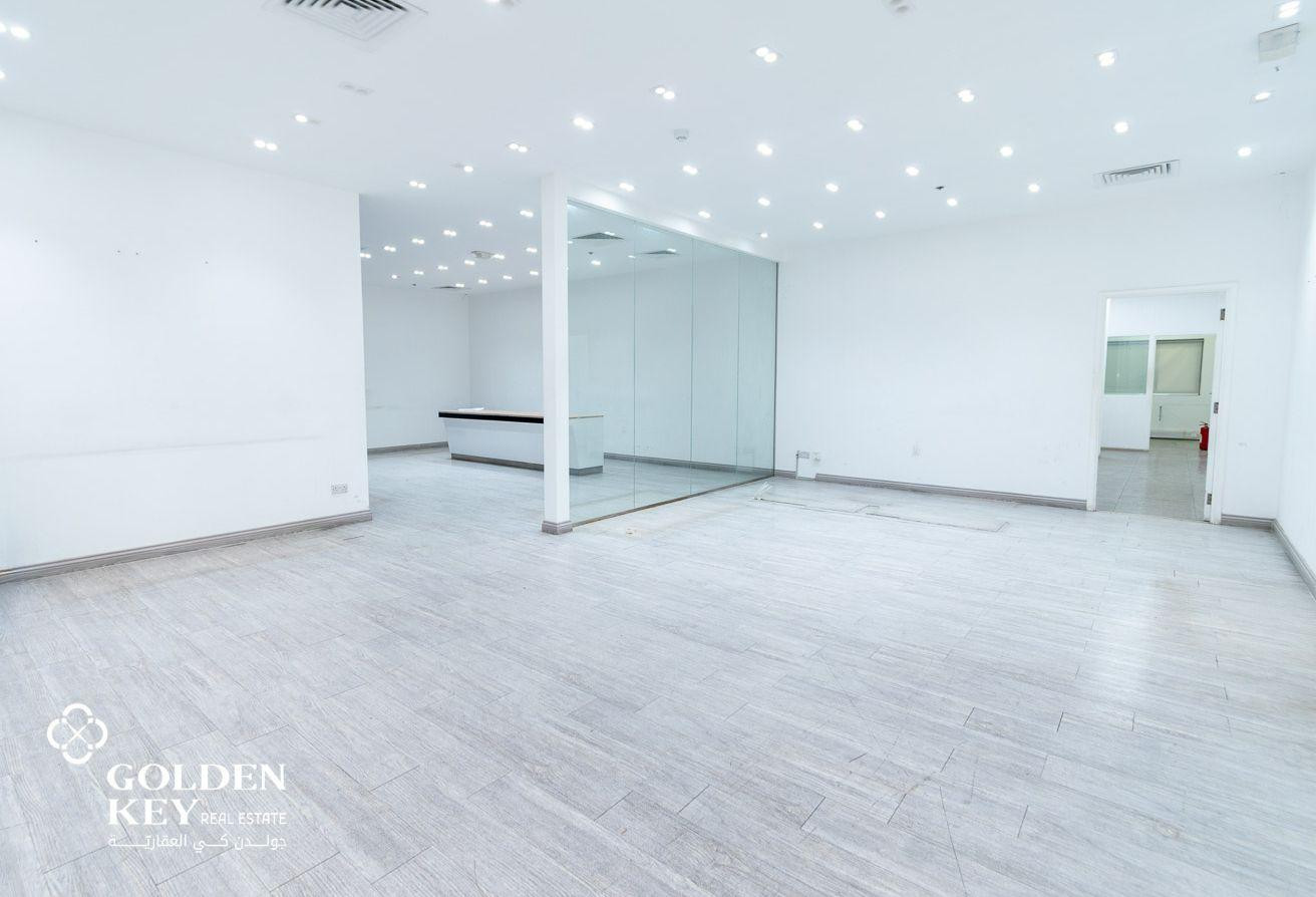 BRANDNEW 183 SQM OFFICE SPACE AVAILABLE MUNTHAZAH
