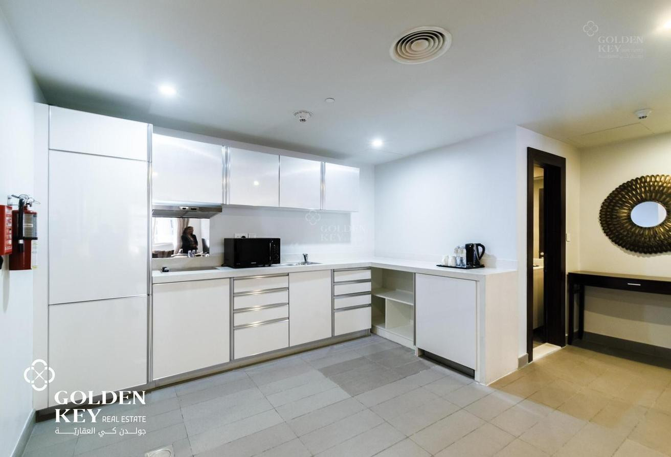 Bills Included ✅ Five Star Living | Fully Serviced - Apartment in West Bay