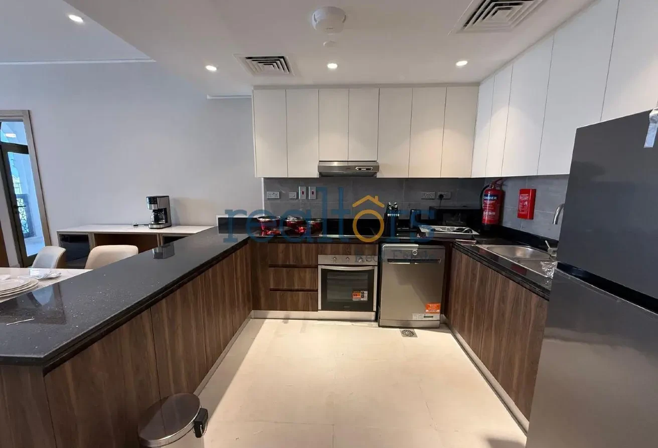 Stylish 1BR Furnished with Balcony NO COMMISSION - Apartment in La Plage South