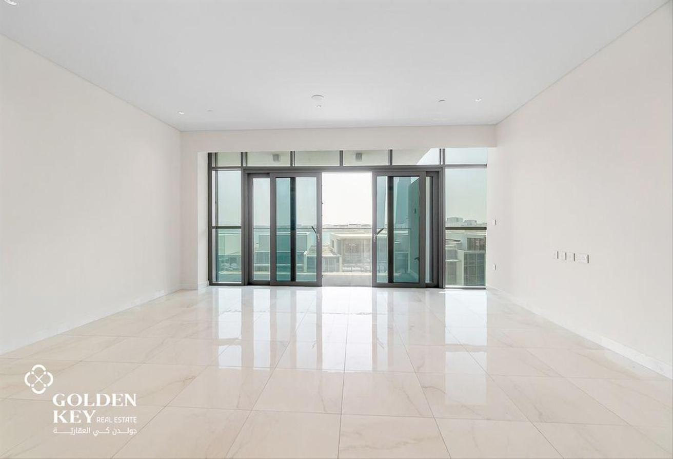 Luxury 2BR+ Maid | Semi-Furnished | Lusail - Apartment in Seef Lusail