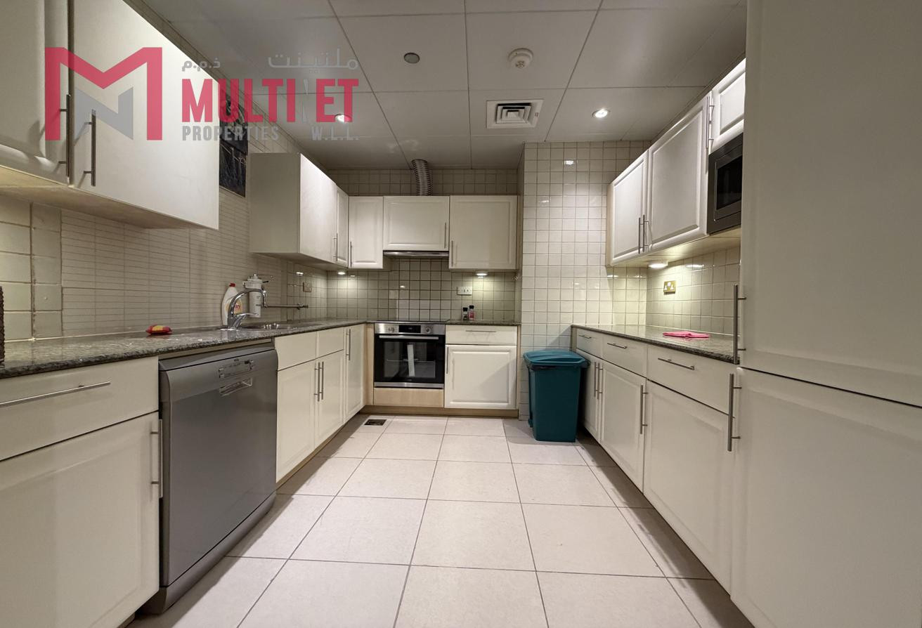 1 BHK + Small Room FF W/ 2 Balconies in Porto - Apartment in East Porto Drive