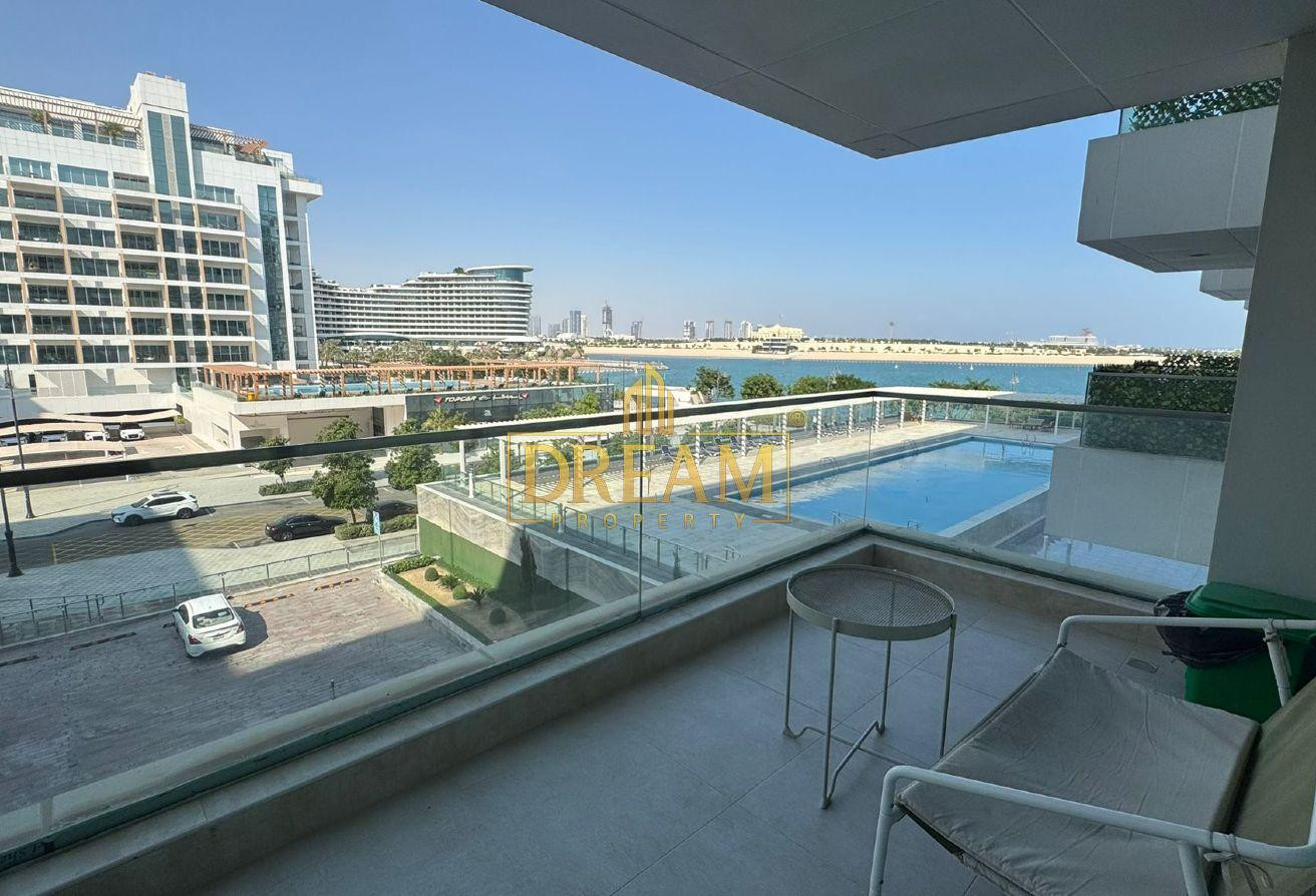 Premium 1BHK Apartment | Balcony with Sea View - Apartment in Marina District