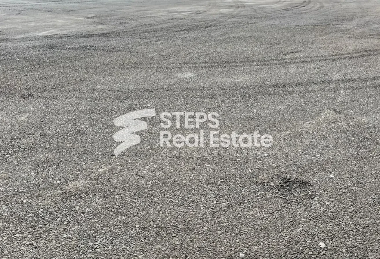 Storage Land for rent in Birkat Al Awamer - Labor Camp in East Industrial Street