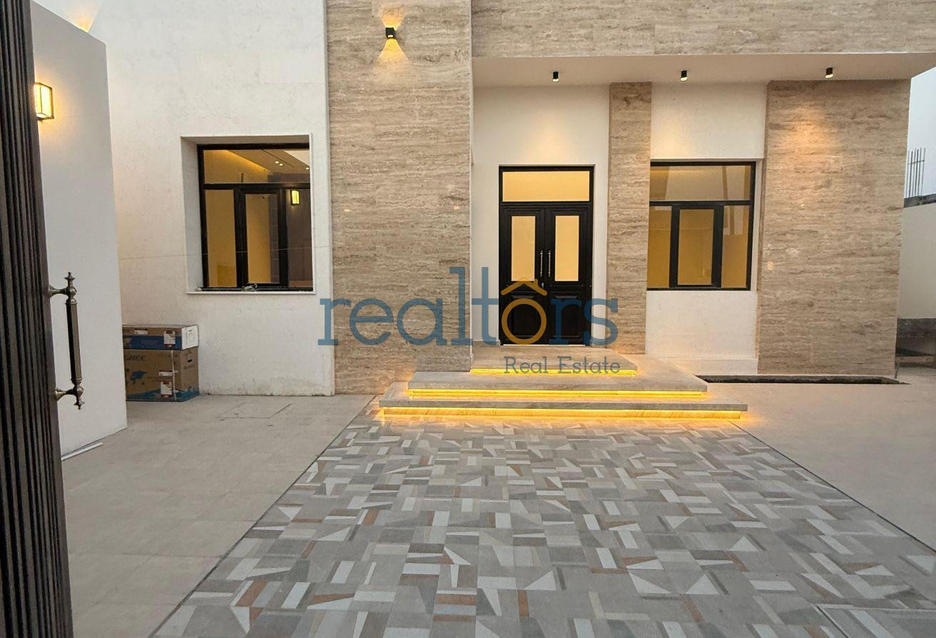 Brand New Villa 8 Bed | maid | Driver | LIFT - Villa in Al Thumama