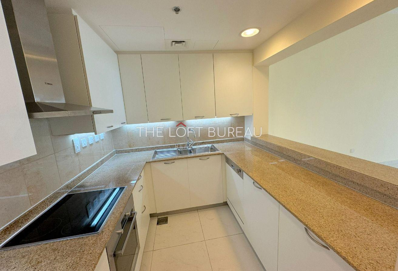 3 BEDROOM| CORPORATE DISCOUNT| AC INCLUDED| NO FEE - Apartment in Viva West