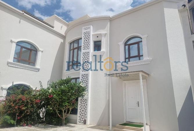 Luxury 5BR Villa | Private Pool | Elevator