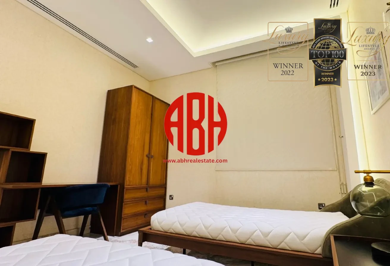 SPACIOUS 3 BEDROOM VILLA + MAID | ELITE COMMUNITY - Compound Villa in Al Waab Street