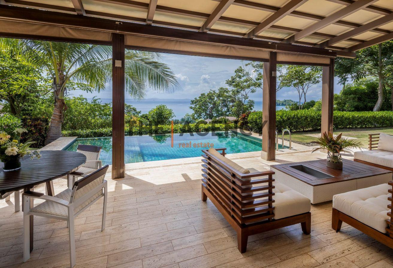 Waterfront villa Luxury at Its Finest on the pearl - Villa in Viva Bahriya