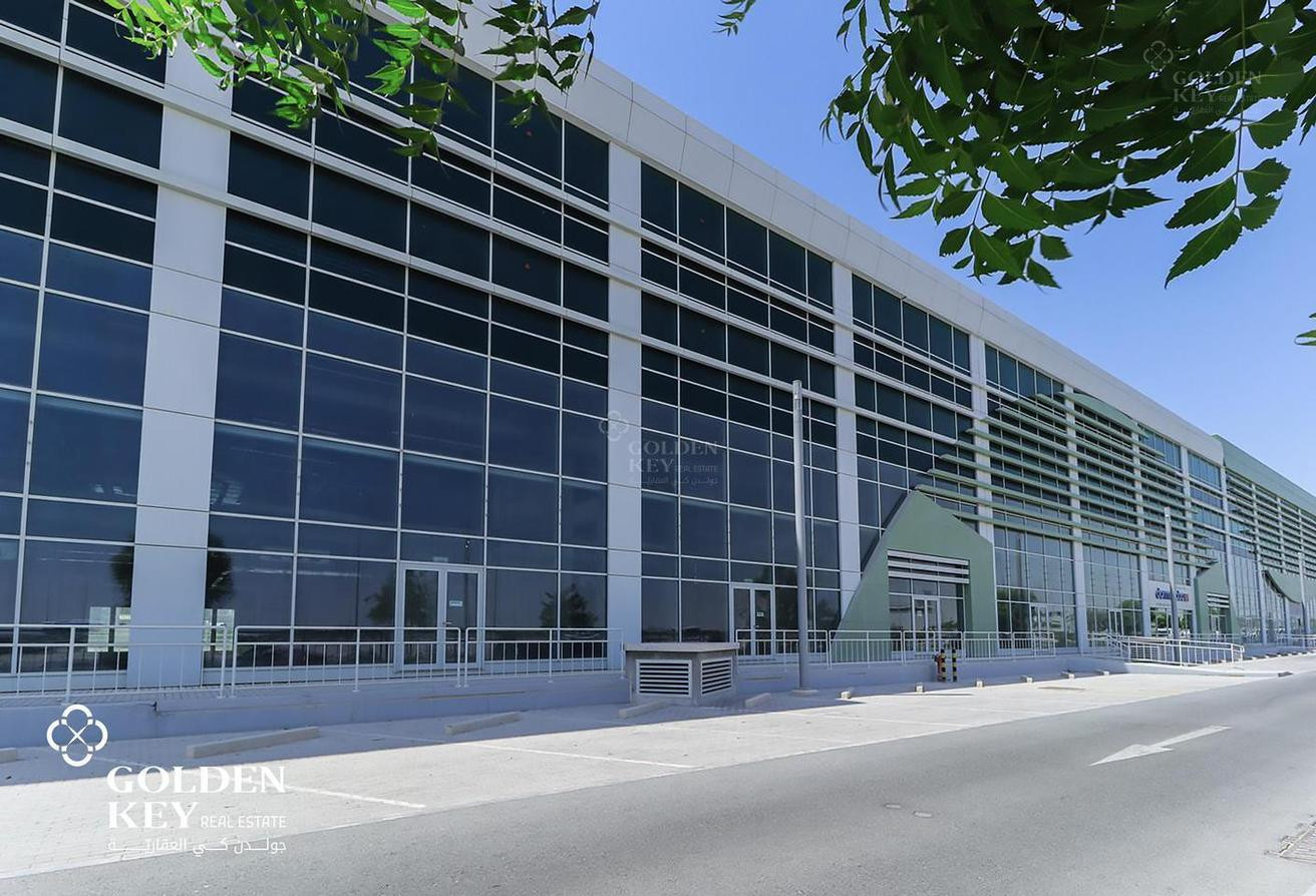 High Traffic ✅ 4 Floor Building +9 Month Grace