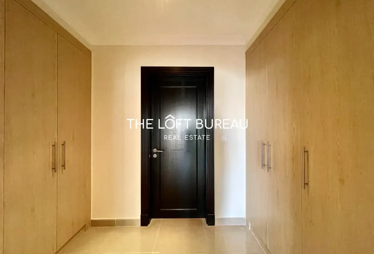 LOWEST RENT I HUGE LAYOUT I LOW FLOOR I BRIGHT 1BR - Apartment in Doha
