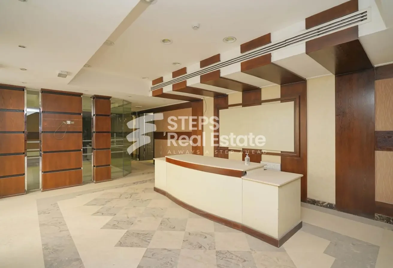 Standalone Commercial Villa | Office with Elevator - Villa in D Ring
