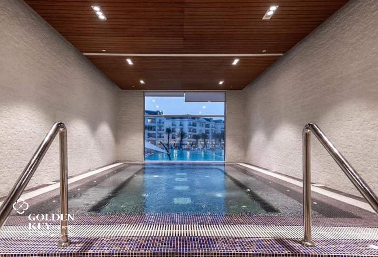 Bills Included | Luxury 4BR+Maid Villa with Pool - Apartment in Lusail Residence