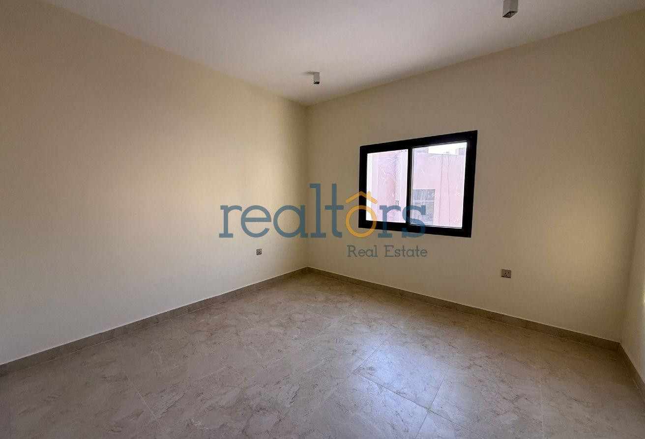 elegant 5-bedrooms plus maid villa in al Waab