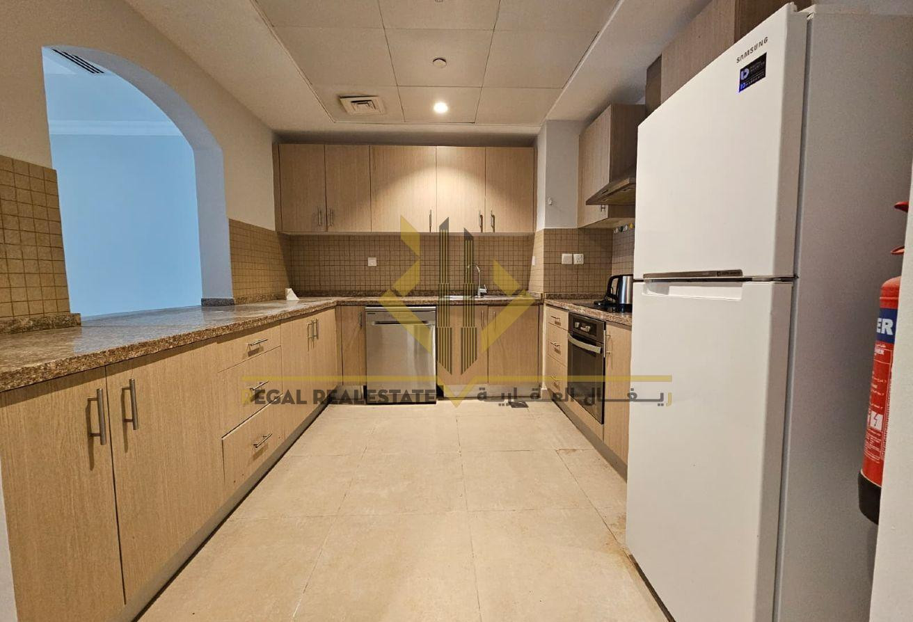 Spacious 1BR with balcony in Porto Arabia