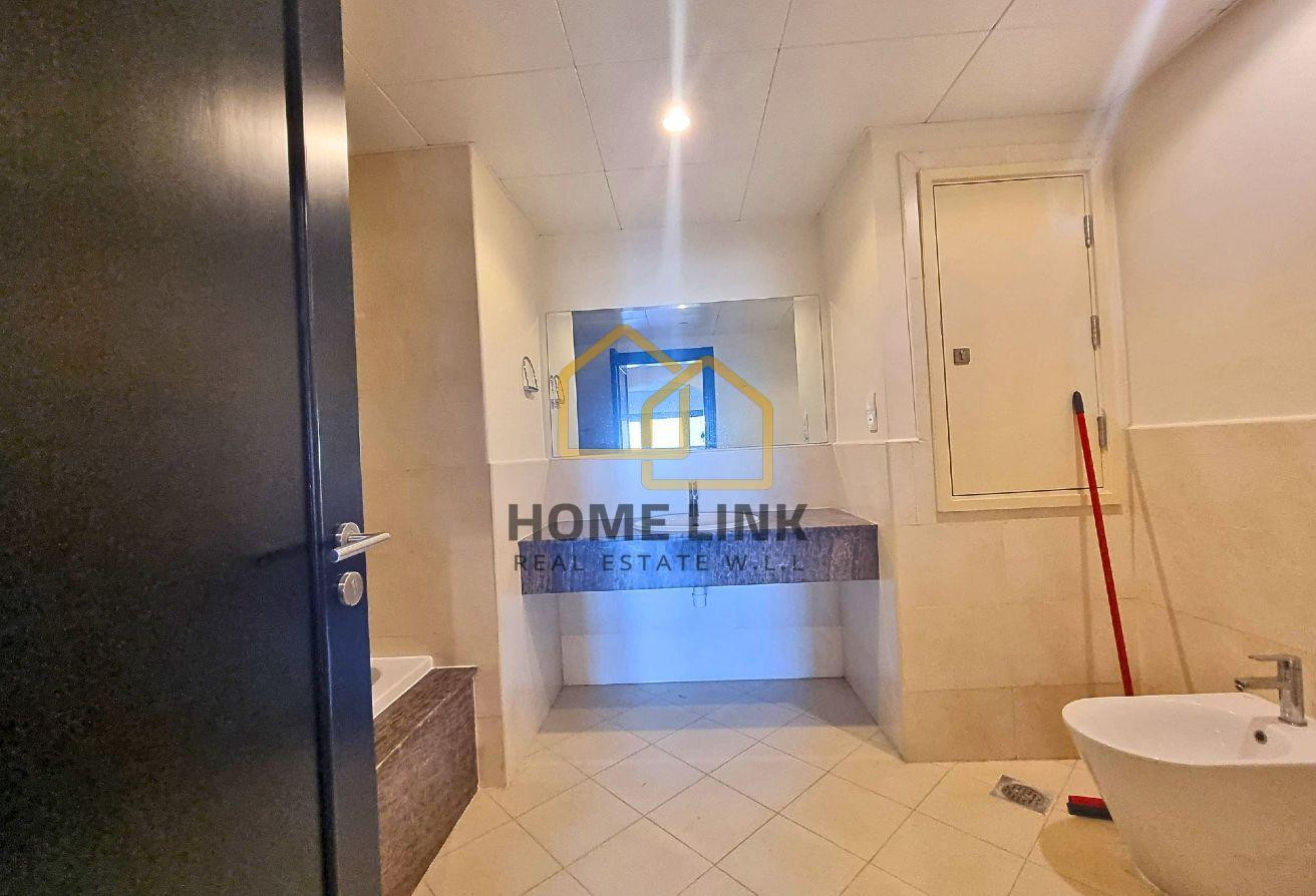 SPACIOUS BALCONY | 1 BEDROOM SF APARTMENT - Apartment in East Porto Drive