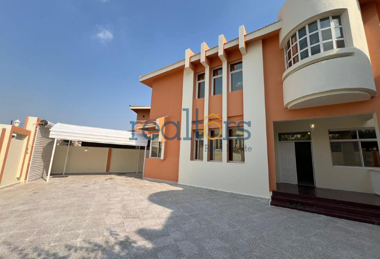 Elegant 4BR Family Villa for Rent in Duhail - Villa in Street 871