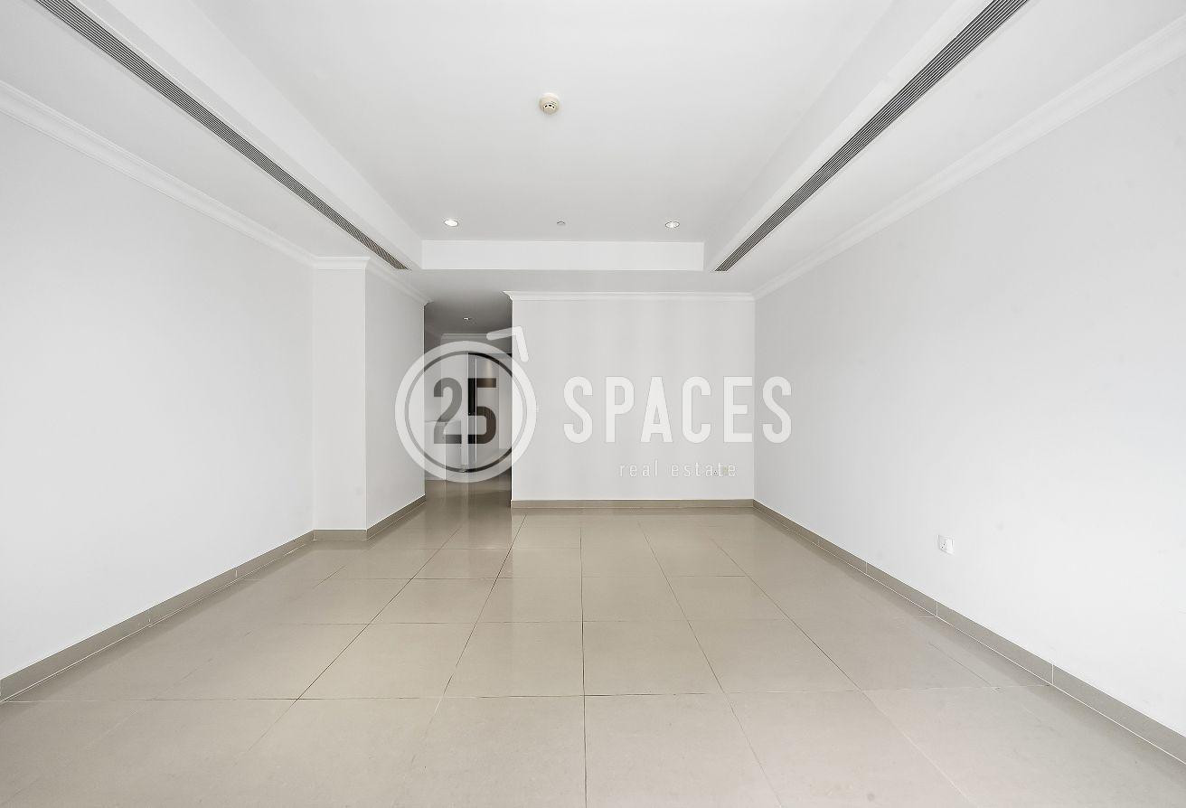 Exclusive 2BR Flat w/ Panoramic Sea & City View